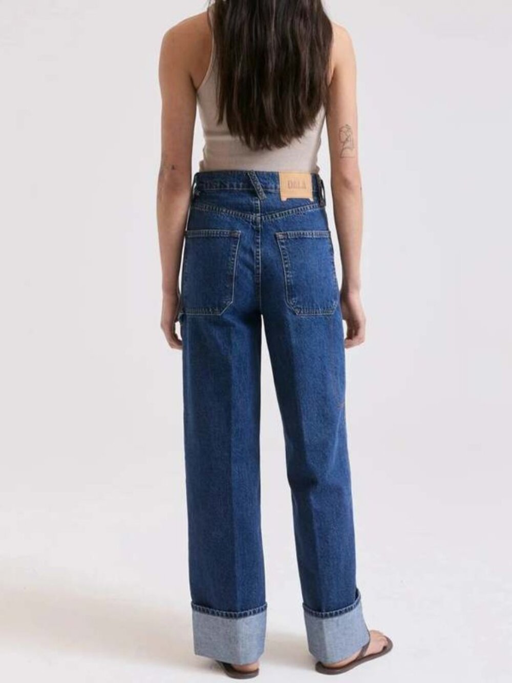 NWT DALA Starch Cuffed Jean Flat Blue Women's Size 27